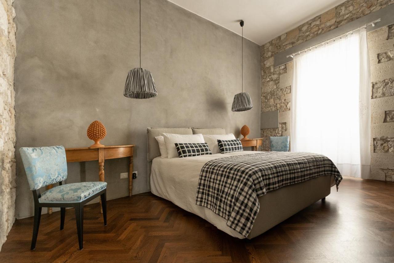 Suite San Tommaso - Ortigia Holidays Szirakúza Kültér fotó