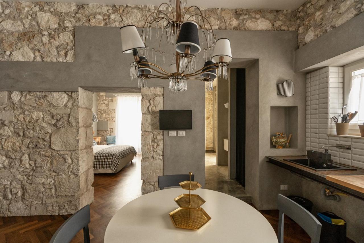 Suite San Tommaso - Ortigia Holidays Szirakúza Kültér fotó
