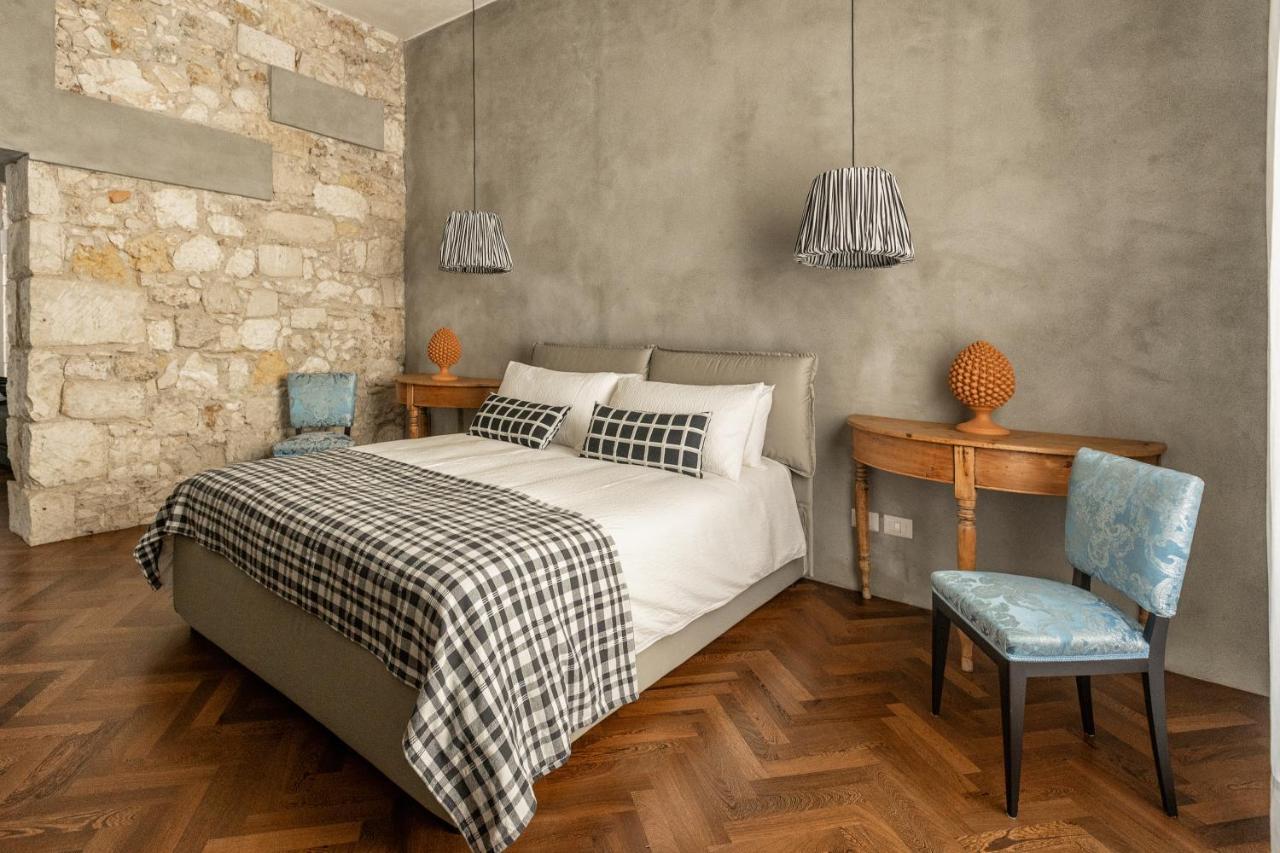 Suite San Tommaso - Ortigia Holidays Szirakúza Kültér fotó